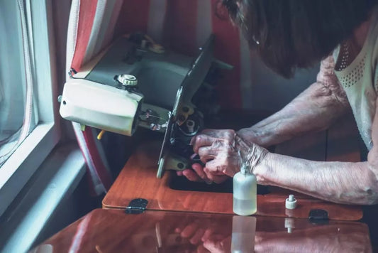 How to Easily Clean and Oil Your Sewing Machine