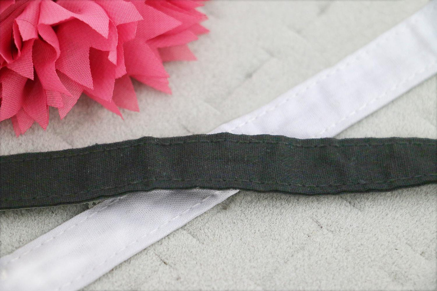 Bone Casing, CHOOSE FROM 1/2" OR 3/4", BLACK OR WHITE 10 OR 50 YARDS,USA SALE