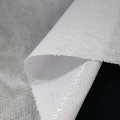 Fusible interfacing/interlining in 100% cotton heavyweight woven fabric (60" )