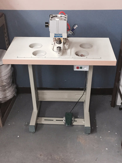 Pneumatic Attaching Machine with Laser Pointer and table for Grommet/Snap/Button
