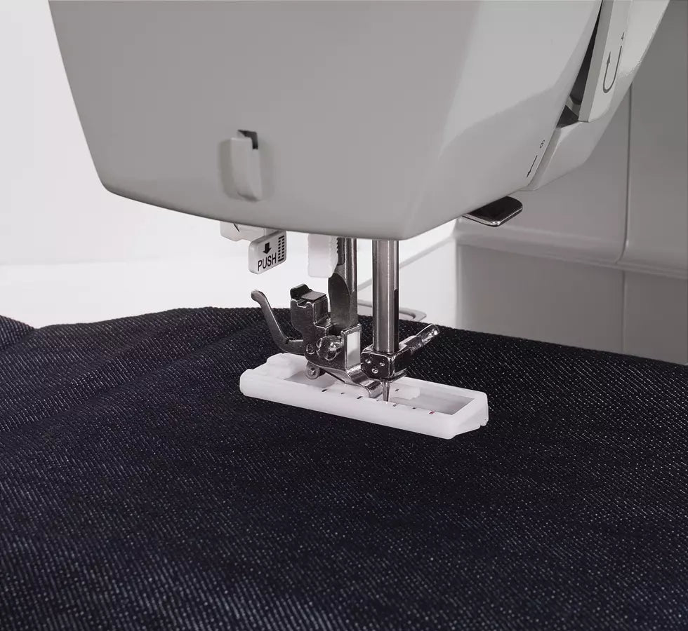 Singer Heavy Duty 4411 High-Speed Mechanical Sewing Machine