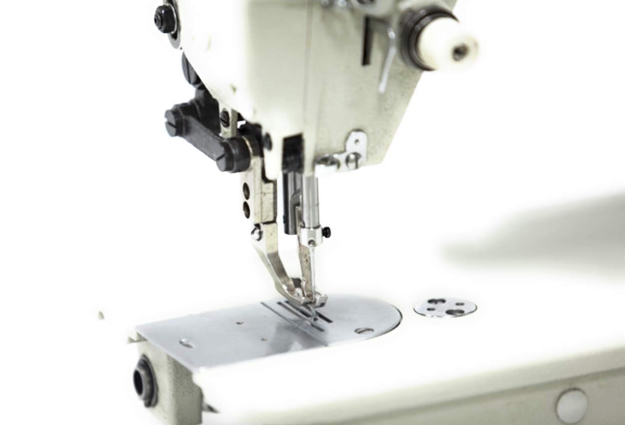 Yamata 5318 walking foot lockstitch sewing machine with Servo Motor+Table.Assembly required.DIY