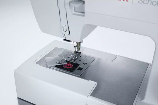 Singer 5523 Scholastic Heavy Duty Sewing Machine – High-Speed & Durable