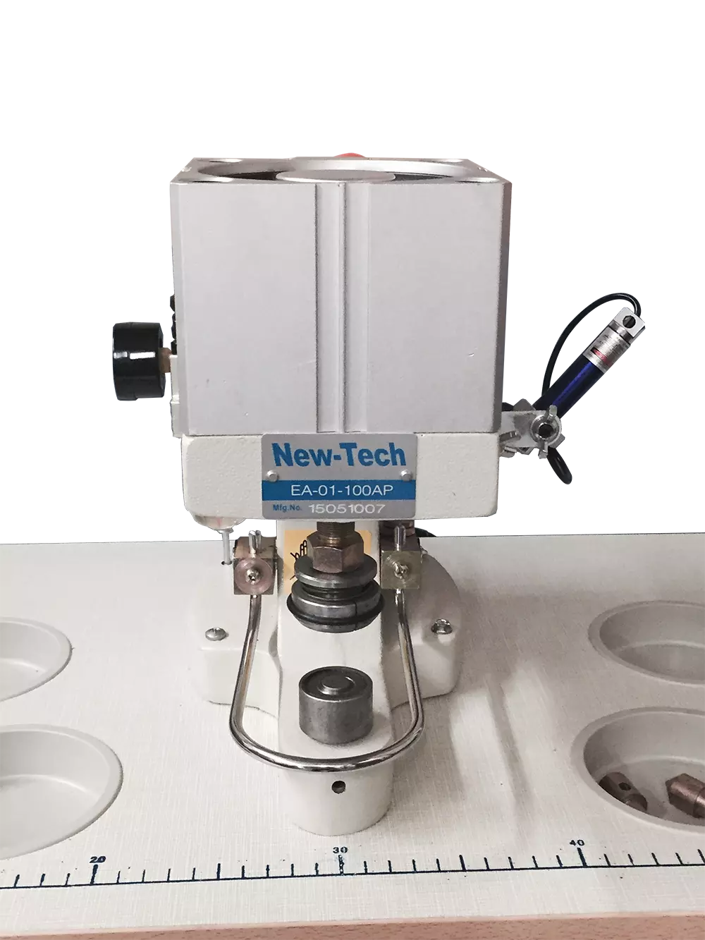 New Tech Pneumatic Press for Grommets, Snaps, Buttons & Rivets w/Laser Pointer (1 die set)