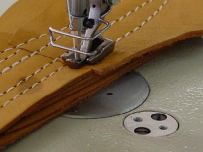 Consew 205RB-7DD Fully Automatic Walking Foot Industrial Sewing Machine