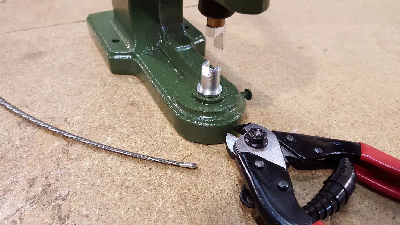 Boning Tip Die Set 1/4" And 1/2"