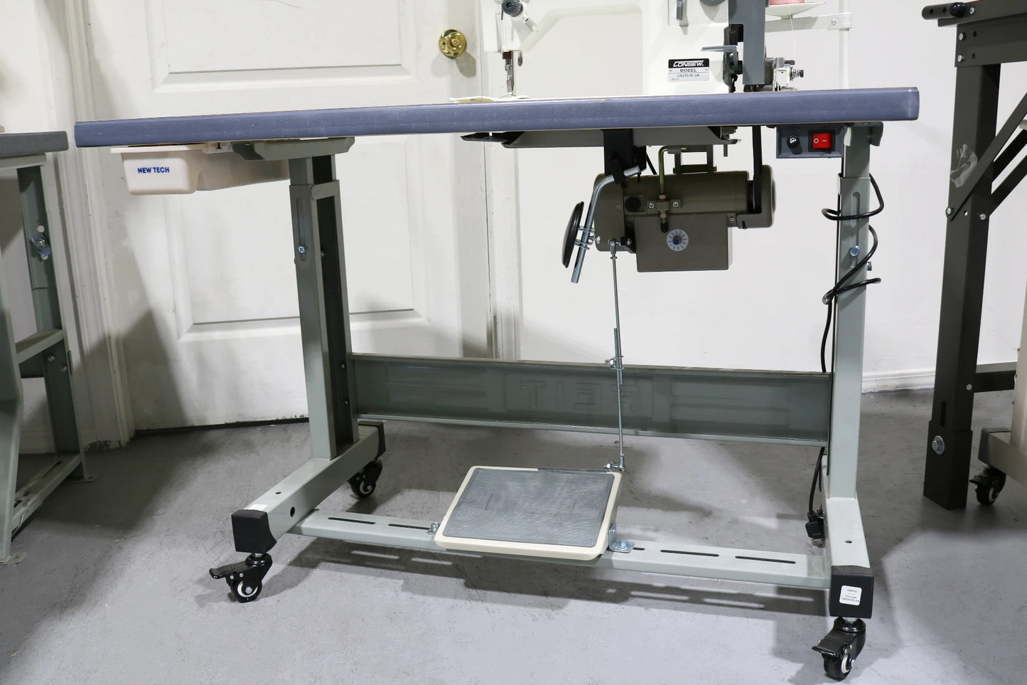 Consew CN2053R-2A 3-Step Zig-Zag Industrial Sewing Machine with Table and Servo Motor