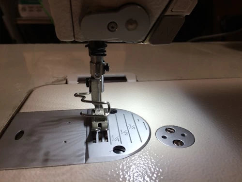 Yamata FY9300 High-Speed Straight Stitch Industrial Sewing Machine