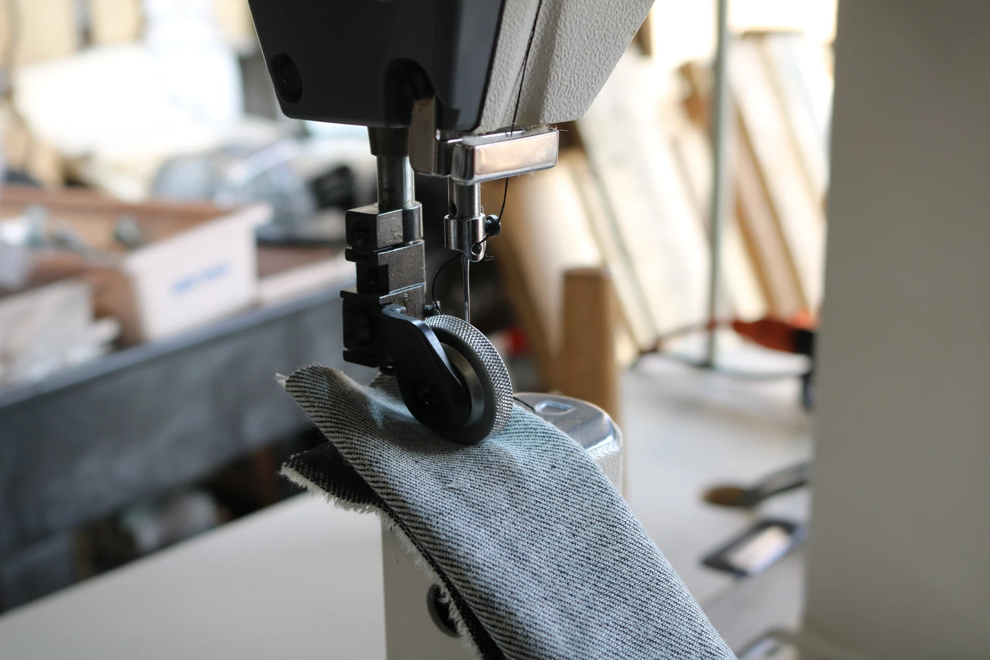 New-Tech GC-8810 Direct Drive Post Bed Industrial Sewing Machine
