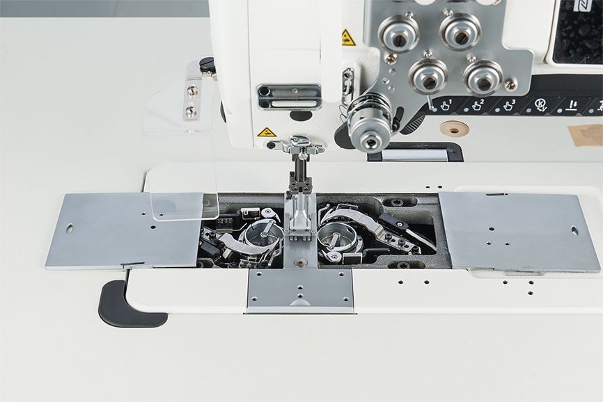 Juki LU-2810V-7 Semi-Dry Head Unison Feed Lockstitch Machine